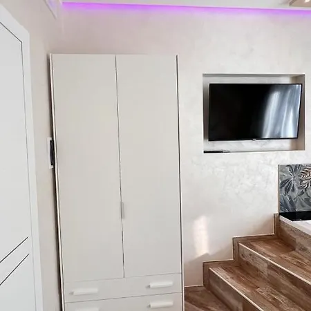 Suites Matteotti 57 Civitavecchia Exterior photo