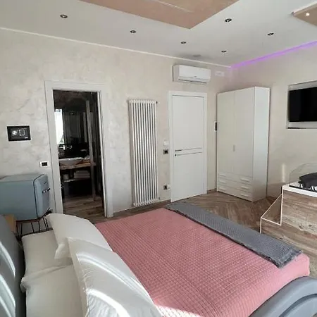 Suites Matteotti 57 Civitavecchia Exterior photo
